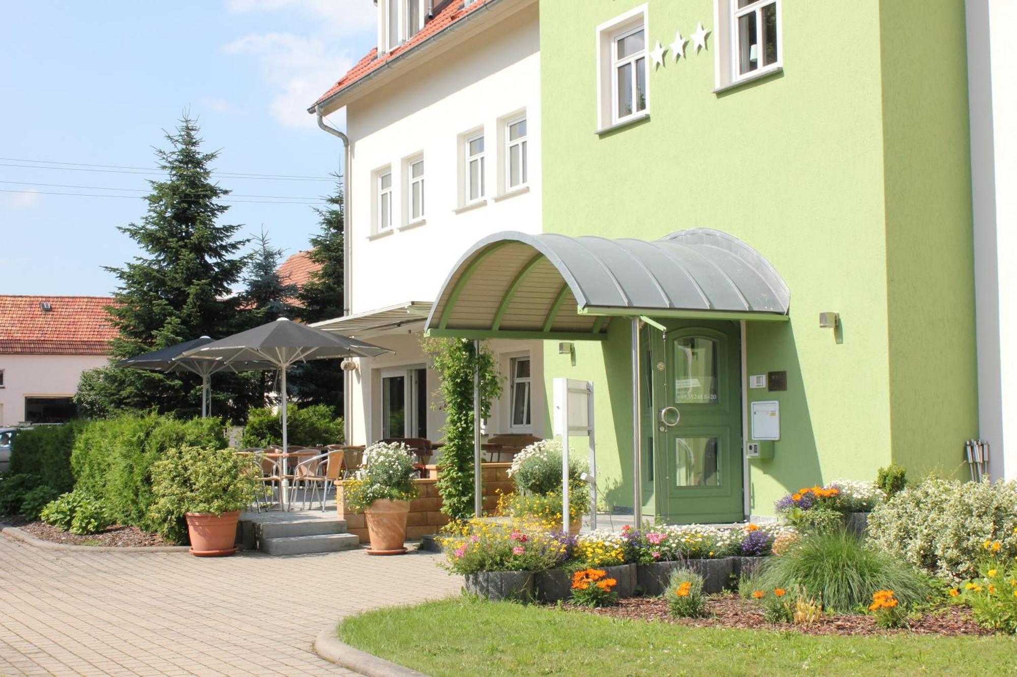 Lindenhof Hotel Thiendorf Екстериор снимка